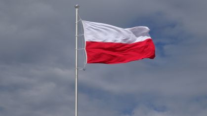 Polônia mobiliza caças após ataque da Rússia à Ucrânia, diz Exército